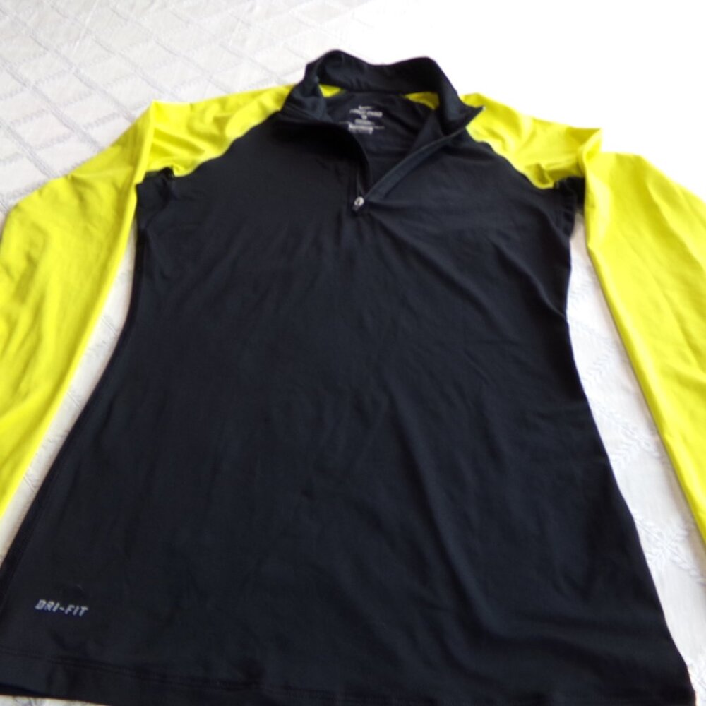 Nike Pro Dri -Fit Shirt